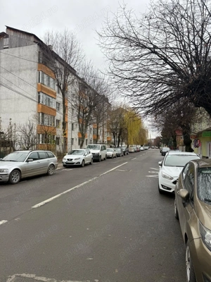 Apartament 3 camere decomandat