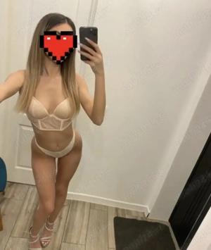 !! Sunt fierbinte!! Ne racorim? 19 ani!!****caut colega