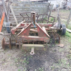 plug pentru arat camp