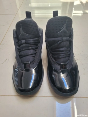 Jordan Max Aura 6