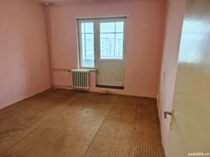 Vând apartament cu 3 camere  - imagine 2