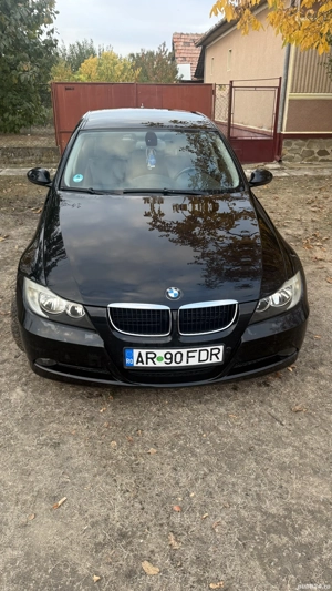 Vând BMW 320