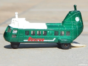 Macheta elicopter CH-46 Sea Knight metalica sc 1:100 fara rotoare