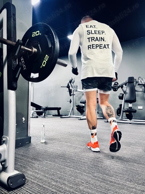 Domn 37 de ani caut amantă căsătorită sau divorțată 