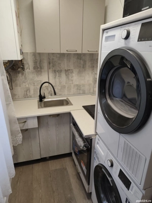 Garsonieră de închiriat 