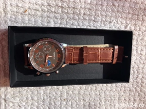 ceas functioneaza cu baterie  - imagine 2