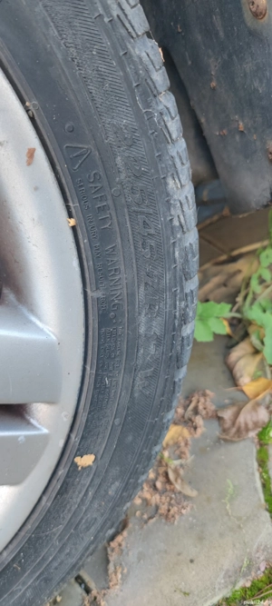 Vând golf 4 motor 1,9 TDI AXR  2  km sistem audio HERZ 1000 W  detalii watssap