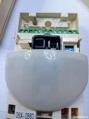 Senzori PIR dubla tehnologie. Senzori PIR antiefractie. Senzori alarma. Senzori alarma antifurt.