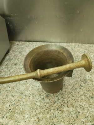 mojar cu pistil bronz