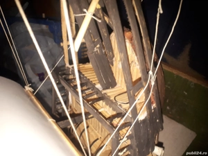 corabie cu panze tip galeon îmbrăcată an trestie 