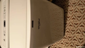 Clima de camera cu evacuare pe geam 12000 btu marca Whirlpool preț 1600 negociabil