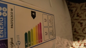 Clima de camera cu evacuare pe geam 12000 btu marca Whirlpool preț 1600 negociabil - imagine 5