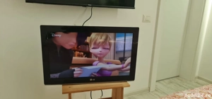 Televizor Led LG diagonala 66 cm HD - imagine 3