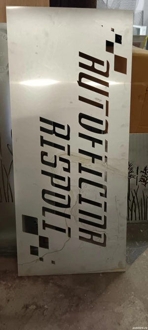 Porti, garduri, balustrade, foișoare, pereți despărțitori,  balustrada scări interioare