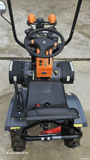 Mini tractor 4x4 cu remorca - imagine 5