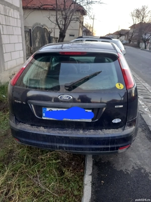 Vând Ford focus 