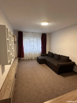 De inchiriat apartament cu 3 camere si 2 bai, mobilat și utilat, 400 euro  luna