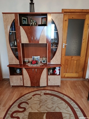 inchiriez apartament cu 3 camere