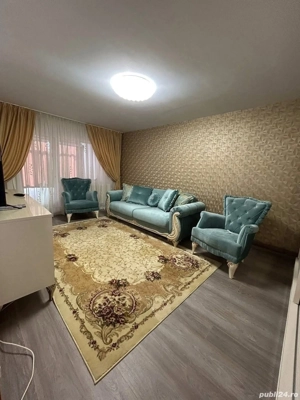 De vanzare apartament cu 3 camere si 3 bai, zona Pietonal Stefan cel Mare, 77.000 euro