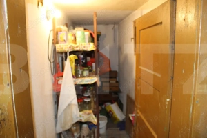 Casă tradițională cu curte generoasă, în centrul localității Vâlcele - imagine 11