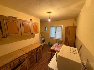 Apartament 2 camere decomandat, etaj 1/4, zona Odobescu