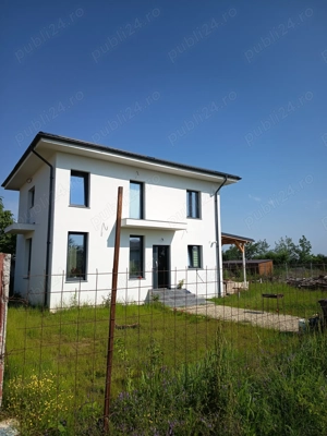 Vând casa p+1+pod 130mp utili 600 mp curte  2balc 3cam terasa mihailesti 15min bucuresti