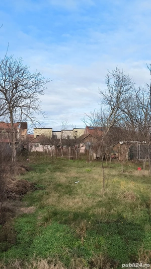 Teren intravilan de vânzare 1600 mp 
