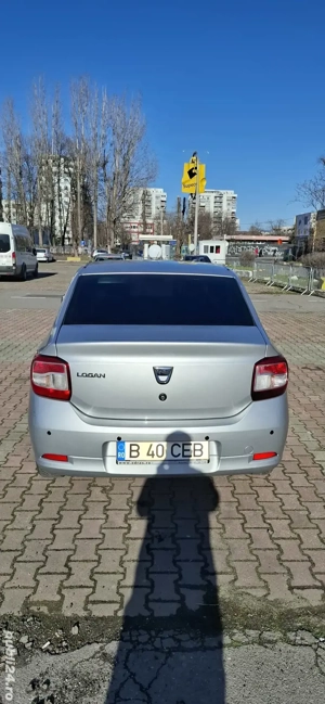 De vanzare Dacia Logan 2, an 2014, benzina, 1.2L, 75CP, model Laureate - imagine 4