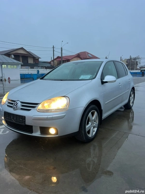 Vind Volkswagen Golf 5, 1,4 benzina, 80 cp, MPI, AN 2008, multe dotari