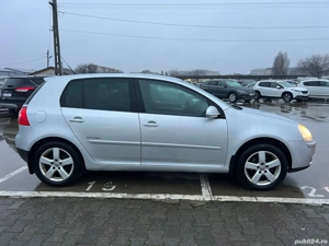Vind Volkswagen Golf 5, 1,4 benzina, 80 cp, MPI, AN 2008, multe dotari - imagine 3