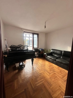 De vanzare apartament cu 3 camere si 2 bai, in zona ultracentrala, situat la etaj 1