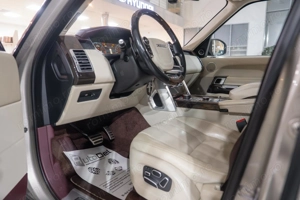 Land Rover Range Rover 4.4L V8 Diesel Autobiography - imagine 11