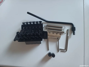 Sistem Floyd Rose bine întreținut + accesorii