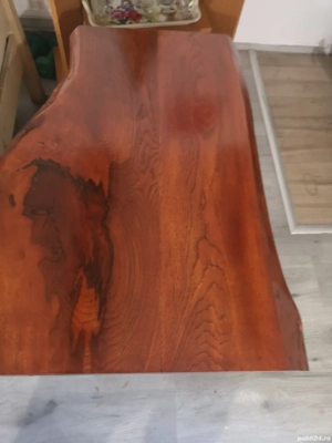 Vând masa de cafeaua lemn masiv