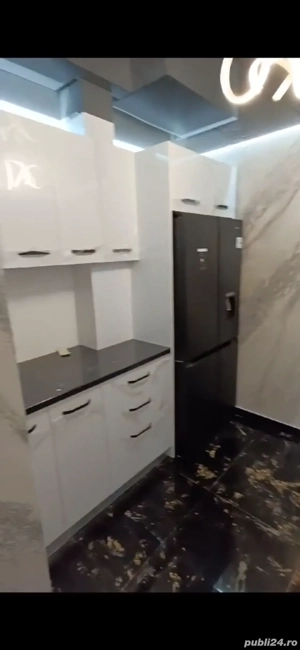 Apartament 3 camere de vânzare sau schimb cu vilă  - imagine 3