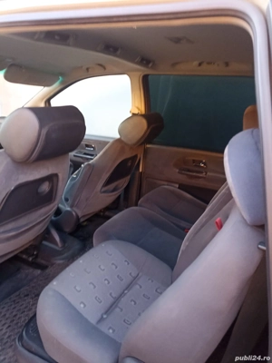 Ford Galaxy 2004 - imagine 6