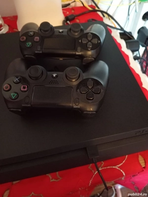 vând PlayStation 4 nou