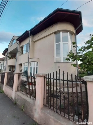 Casă tip duplex P+1, 98 m  + curte 120 m, intrări separate   Țicleni - imagine 2