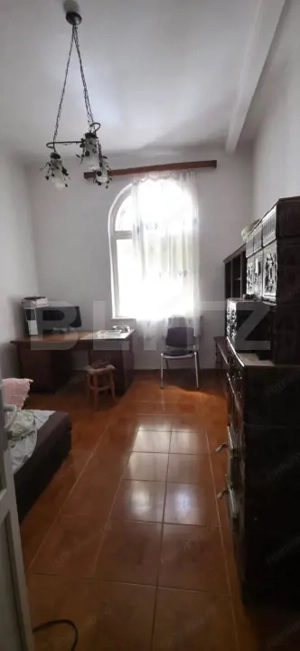 Casa 4 camere , teren 285 mp, zona semi-centrala - imagine 19