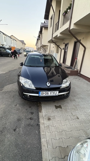 Vând Renault Laguna 3