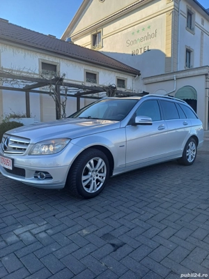 Mercedes-Benz C 220 CDI, automat, înmatriculat recent, an 2009