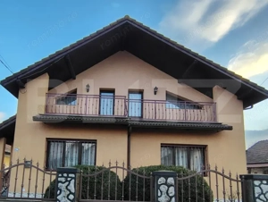 Casa individuală 7 camere, 350 mp utili, 1900 mp teren, Mihai Viteazu