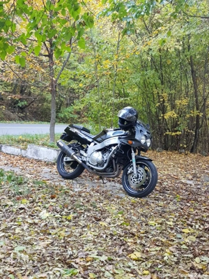 De vânzare acest motor îi vând urgent .!