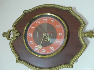 Ceas rusesc de perete