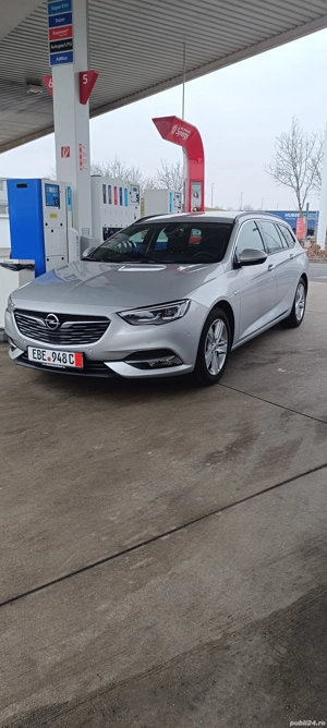 vând Opel insignia B 