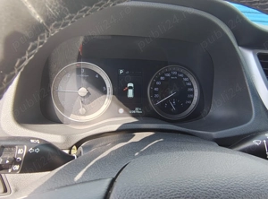 Vând Hyundai Tucson 2017, alb, stare excelentă, interior piele bordo  - imagine 3