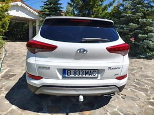 Vând Hyundai Tucson 2017, alb, stare excelentă, interior piele bordo  - imagine 10