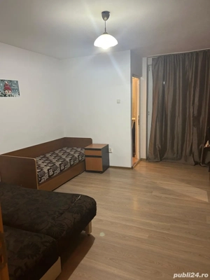 De închiriat garsoniera pentru o studenta 