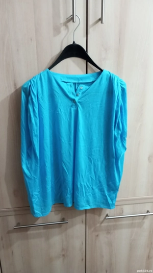 Bluză scurtă.