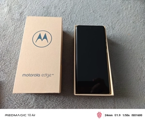 Motorola Edge 40 